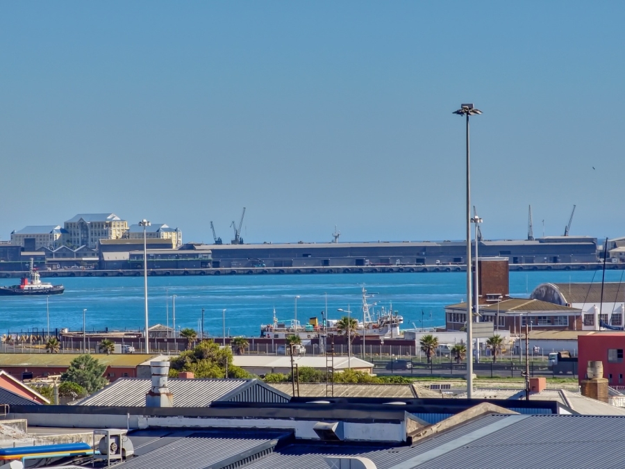 1 Bedroom Property for Sale in Woodstock Western Cape